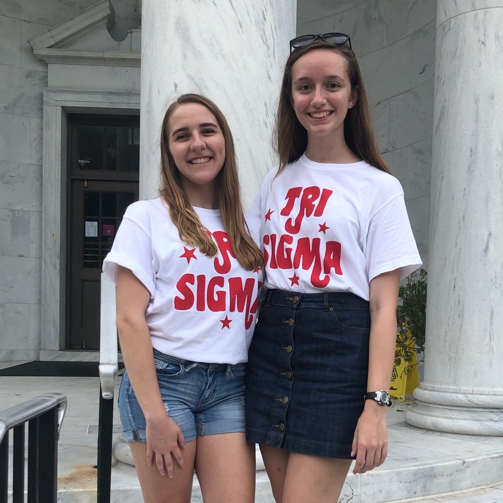 Meet your Posher, Abigail